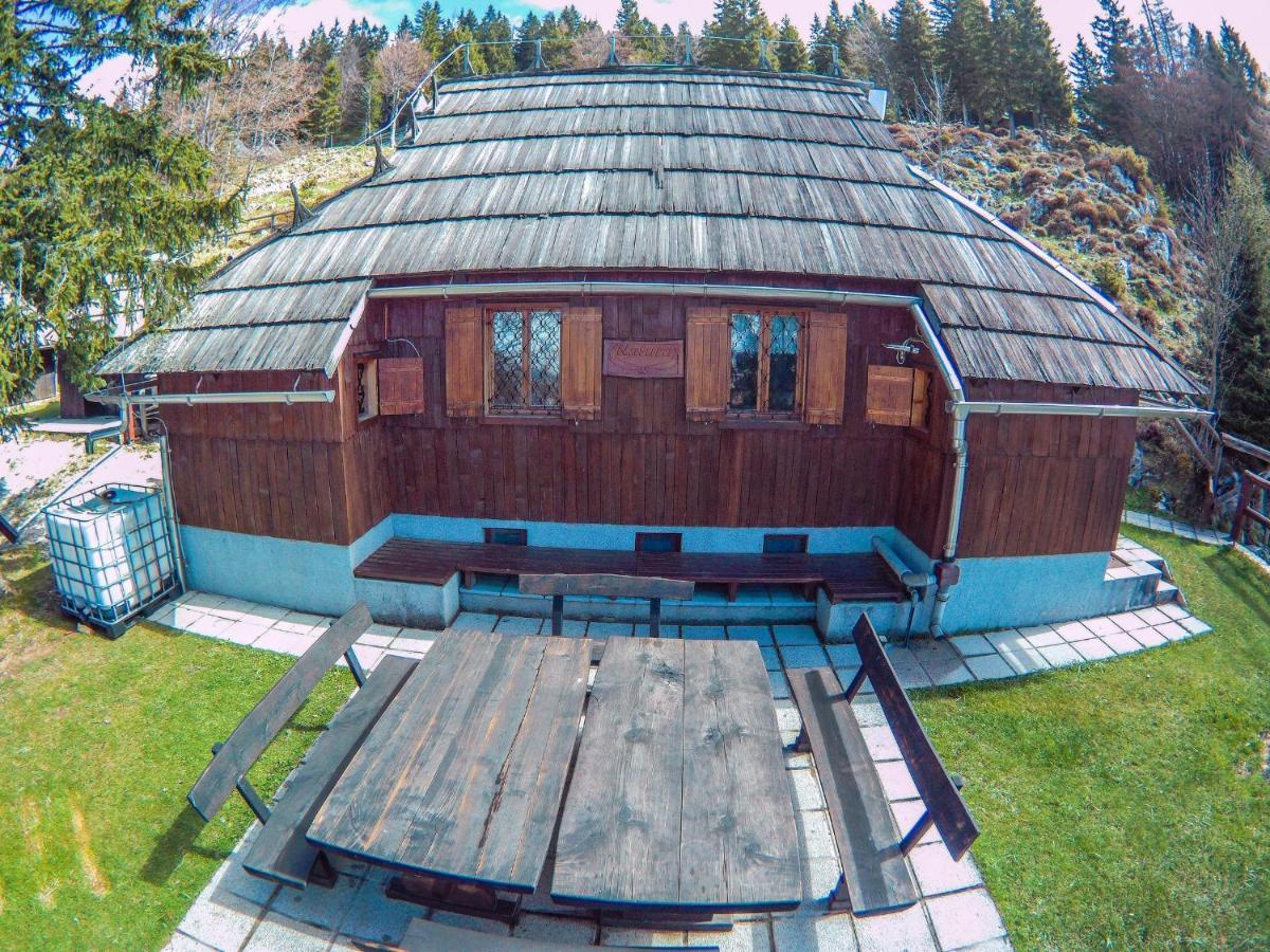 Stahovica Velika Planina Chalet Slovenka מראה חיצוני תמונה